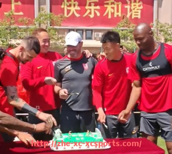 杏彩体育-世俱杯历届MVP球员完整名单及其职业发展轨迹 杏彩体育-世俱杯历届MVP球员完整名单及其职业发展轨迹