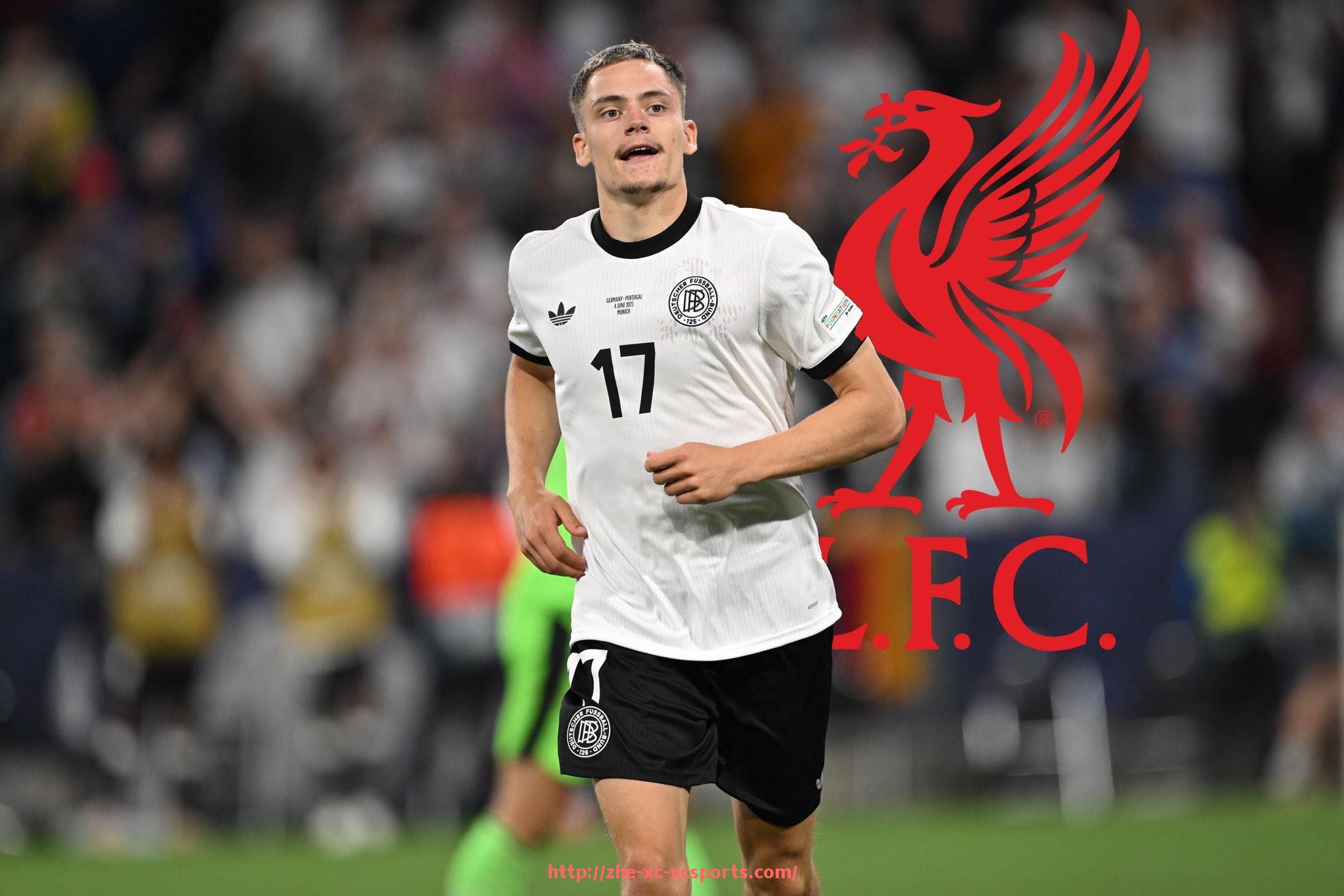 杏彩体育-世俱杯球员场上协作表现及团队配合效果分析